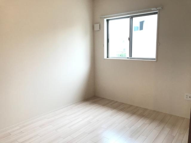 【内装】 | ソレイユ | 室内