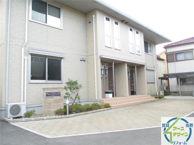 サニーハイツの駐車場