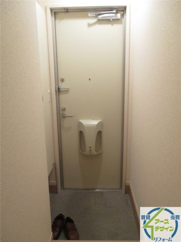 サニーハイツの玄関