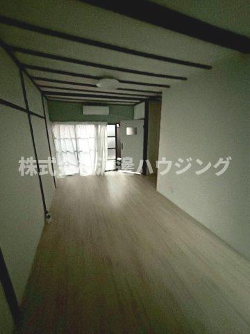 放出西2丁目テラスハウスの寝室