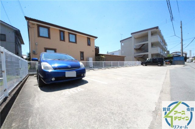 大中マリッチの駐車場