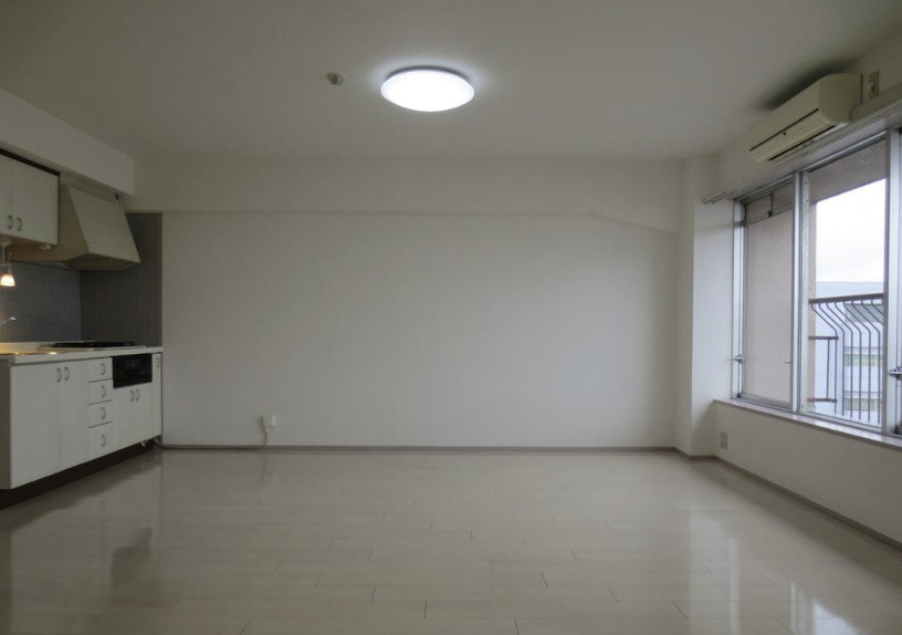 幡ケ谷ゴールデンマンションの居間・リビング