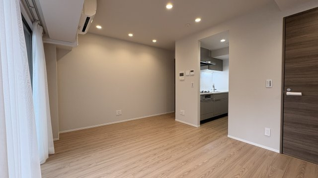 【居間・リビング】 | ★仲介手数料無料★シティインデックス千代田秋葉原（リフォーム済み・ペット飼育可能）