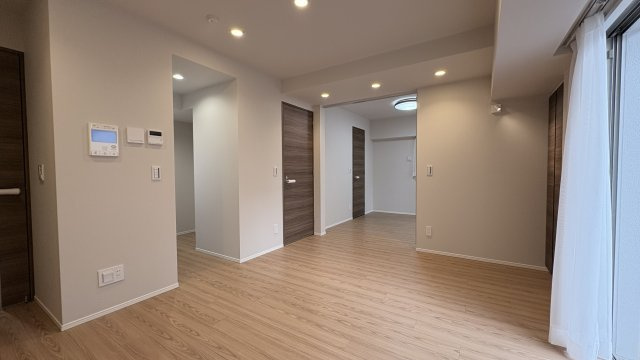 【居間・リビング】 | ★仲介手数料無料★シティインデックス千代田秋葉原（リフォーム済み・ペット飼育可能）