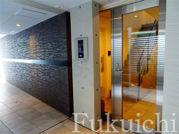 Branche学芸大学Ⅲ(ブランシェ)のエントランス