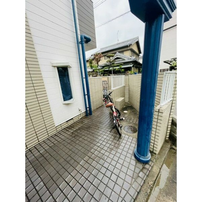 【エントランス】 | ビー・エスパース