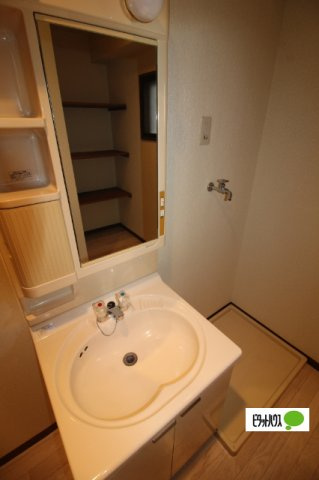 ハイム屋敷前の洗面所