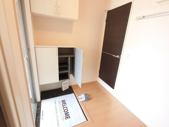 オルテンシア　Ⅱの玄関|玄関入り口・収納