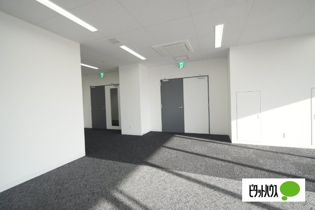 JOMOスクエアの内装