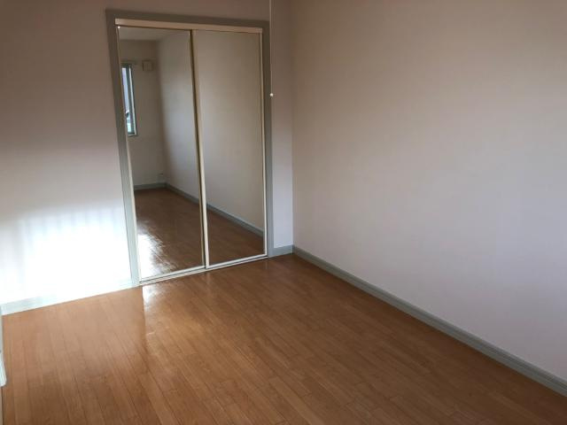 クイーンズコートⅠの内装|洋室