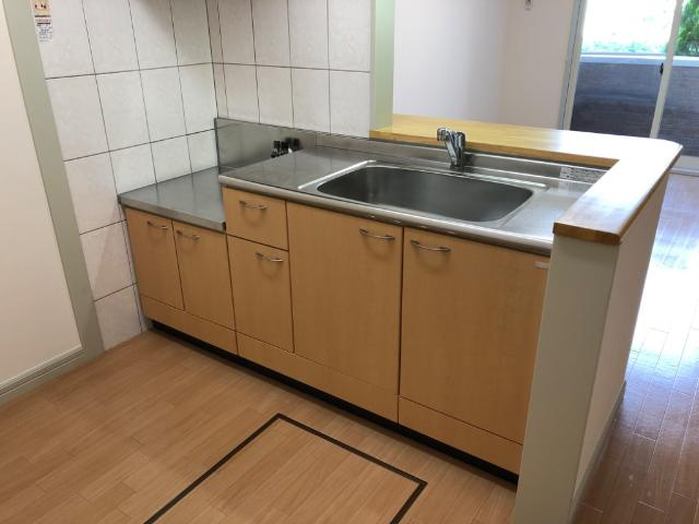 クイーンズコートⅠのキッチン|キッチン