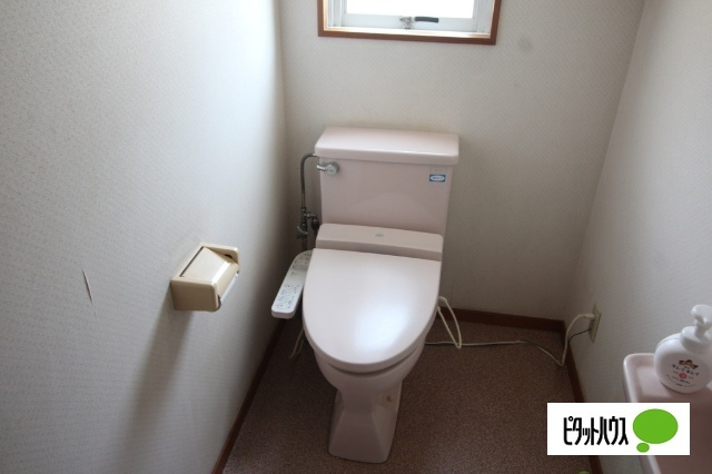 下小出町二丁目テナントの内装