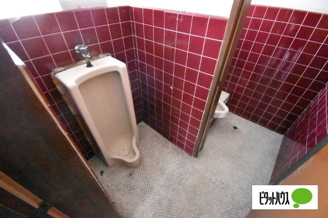 安中市郷原貸店舗の内装