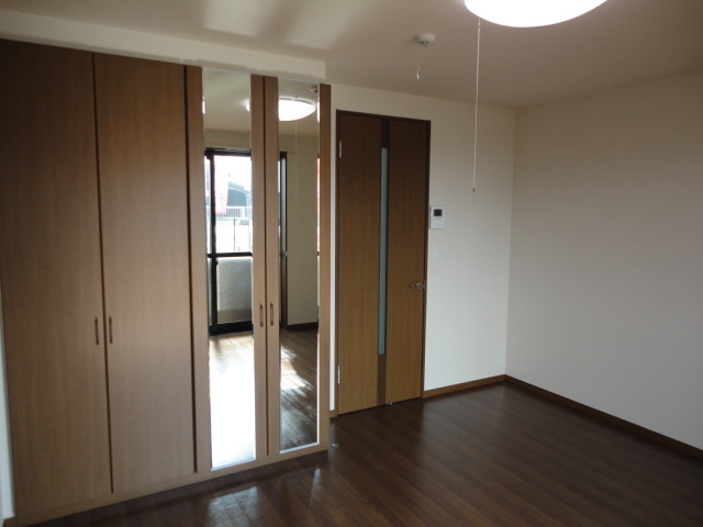 メゾン・サンセリテの収納|洋室収納