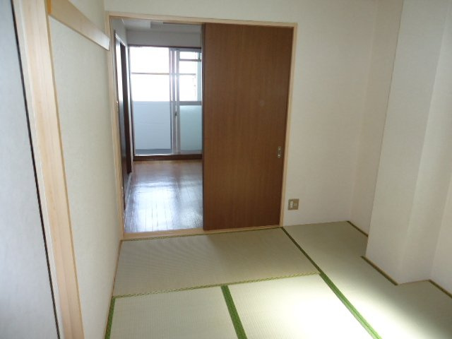 メゾン・ド・Ｋ　セセラギの内装|和室