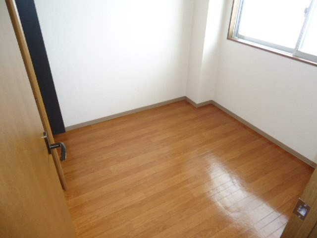 メゾン・ド・Ｋ　セセラギの内装|洋室２