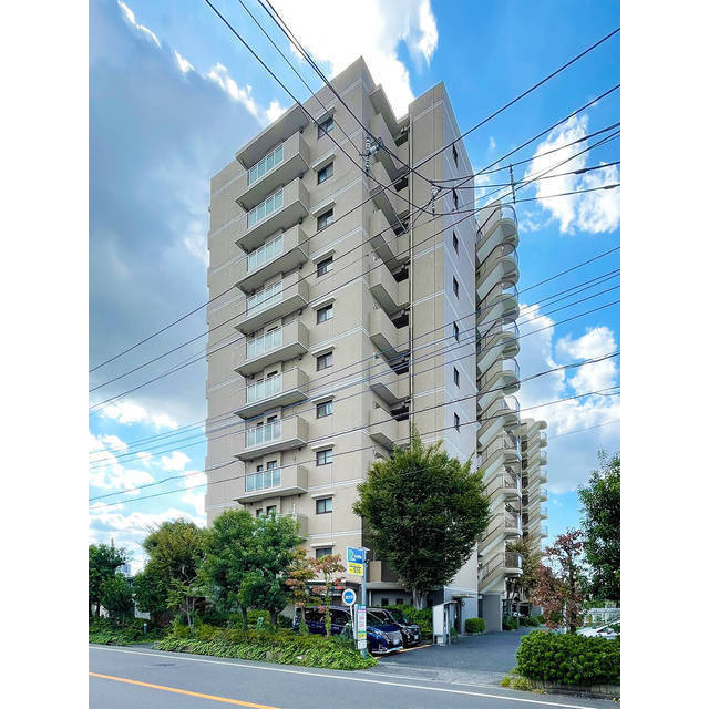 ルクレ川口イーストの外観