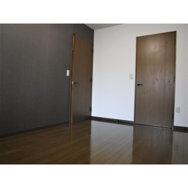 ルクレ川口イースト