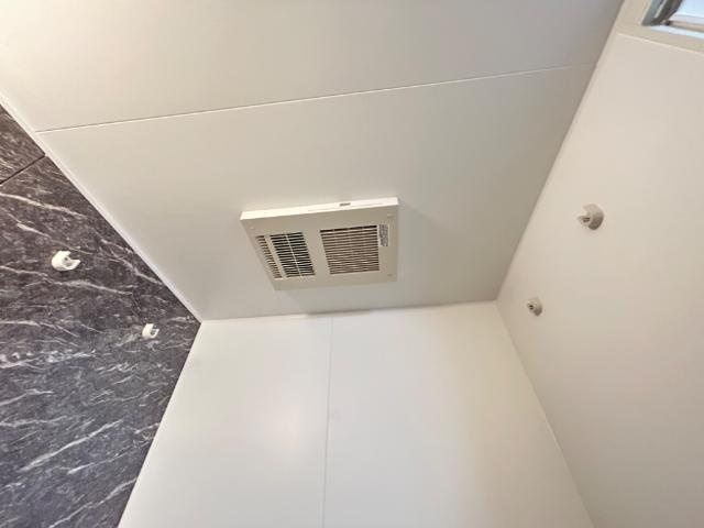 アンブレラの設備|浴室乾燥機