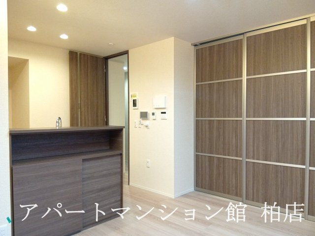 カミーノ コモド Camino Comodoの居間・リビング