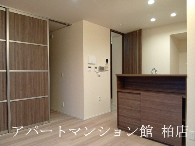 カミーノ コモド Camino Comodoの居間・リビング