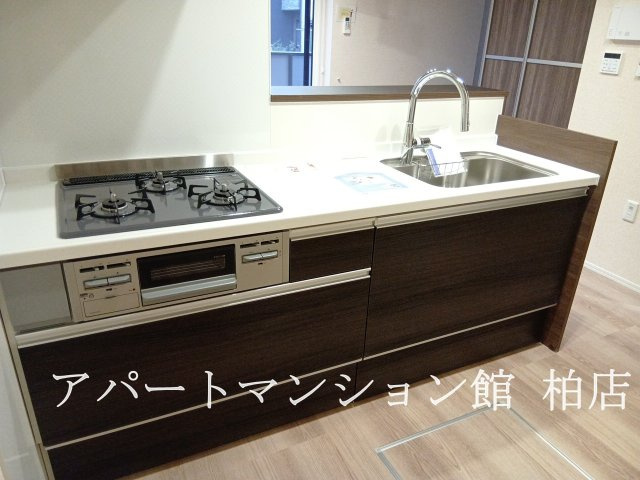 カミーノ コモド Camino Comodoのキッチン