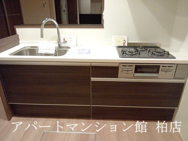 カミーノ コモド Camino Comodoの駐車場