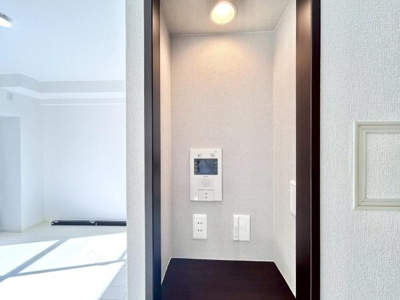 【内装】 | ライオンズガーデン上野芝 | モニター付きインターホンなので安心です！