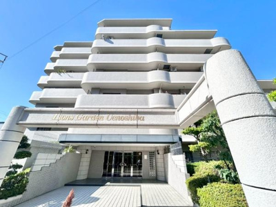 【外観】 | ライオンズガーデン上野芝 | JR阪和線「上野芝」駅が徒歩9分。通勤にも外出にもアクセス良好。家族でおでかけすることも増えそうですね♪