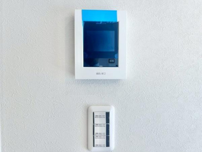 【内装】 | 陵南住宅壱号棟 | モニター付きインターホンなので安心です！