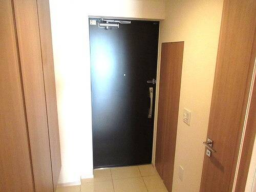 ライオンズタワー柏の玄関|玄関　※同タイプ別部屋2023年7月撮影