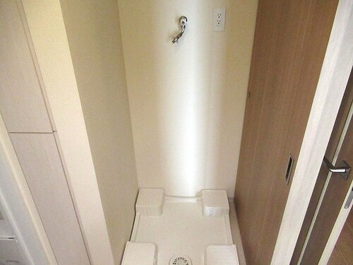 ライオンズタワー柏の洗面所|室内洗濯機置場　※同タイプ別部屋2023年7月撮影