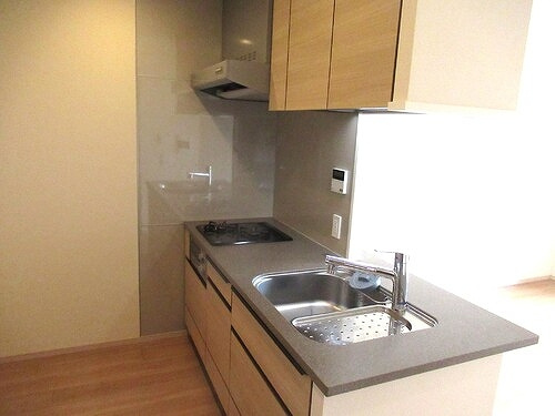 ライオンズタワー柏のキッチン|システムキッチン　※同タイプ別部屋2023年7月撮影