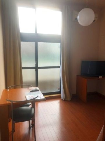 レオパレスブライトサニーハウスの居間・リビング|1Fフローリング