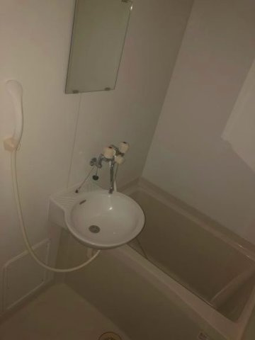 レオパレスブライトサニーハウスの内装