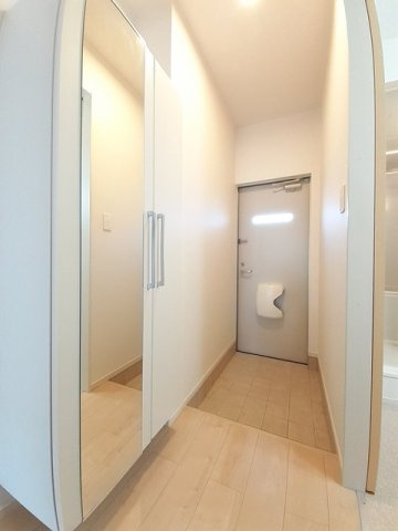 アプリコットの玄関