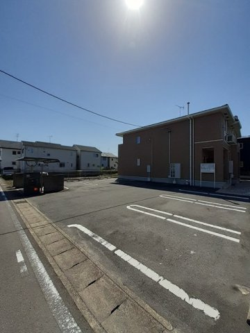 アプリコットの駐車場