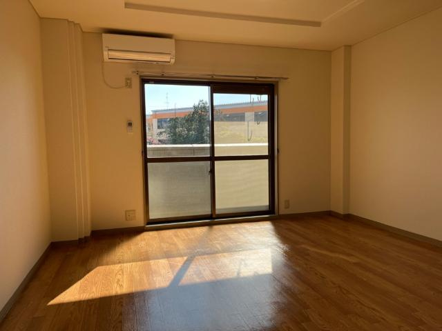 エスポワール小川の居間・リビング|室内