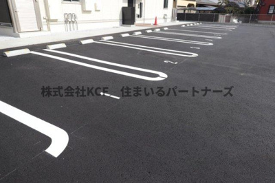 【駐車場】 | D-room+津福今町 | カースペースがあります