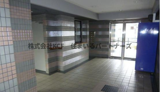 ドミ・エスポワール久留米Ⅲのエントランス|毎日通るエントランスはこのようになっています