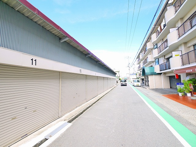 田村ガレージの外観