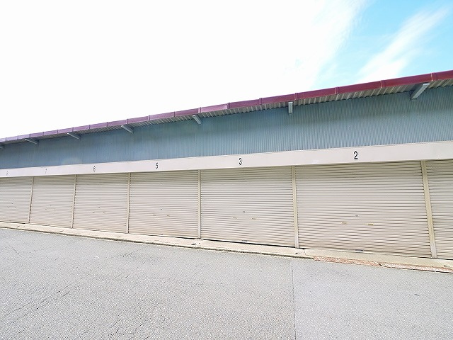 田村ガレージの外観