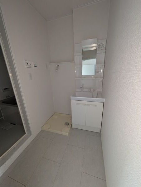 ソワサントセーズ長田町Iの洗面所