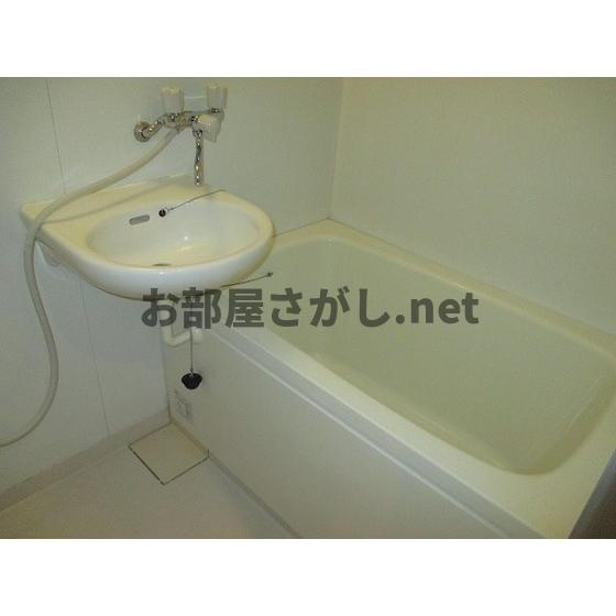 クレール野沢の浴室