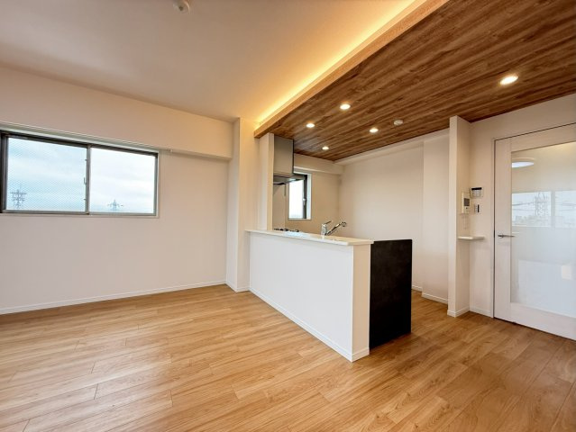 フェイム小岩レジデンスタワーの居間・リビング