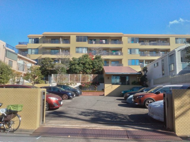 マンション雪谷テラスの外観