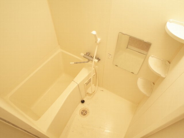 オーク天神の浴室