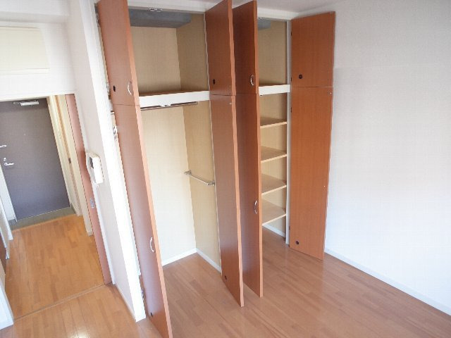 オーク天神の収納