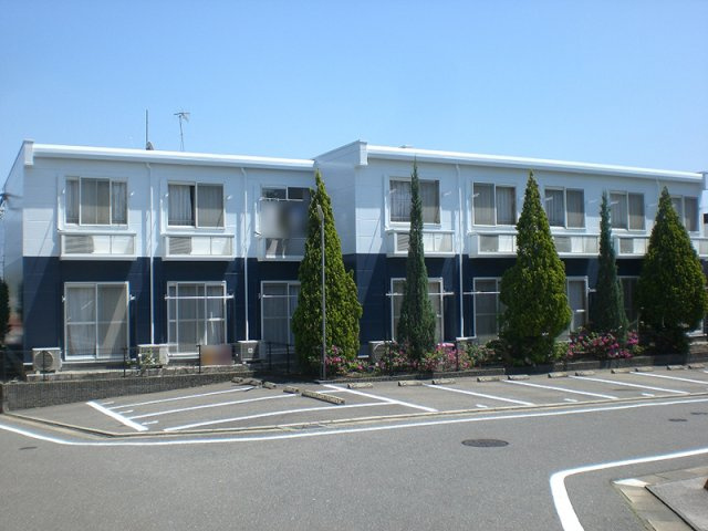 レオパレスカサブランカ４の外観|おしゃれな外観です