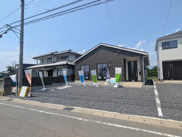 【前面道路含む現地写真】 | クレイドルガーデン前橋市粕川町新屋第2ー①